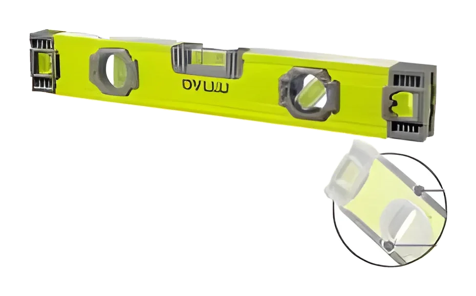 Spirit level with powerful magnets